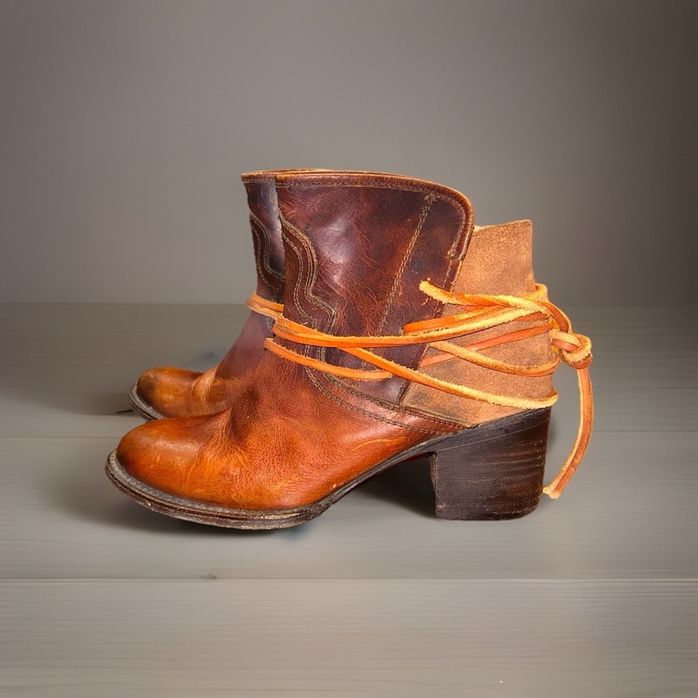 Freebird Steven Women's Casey Booties US 9 Cognac Brown Lace Western Ankle Boot